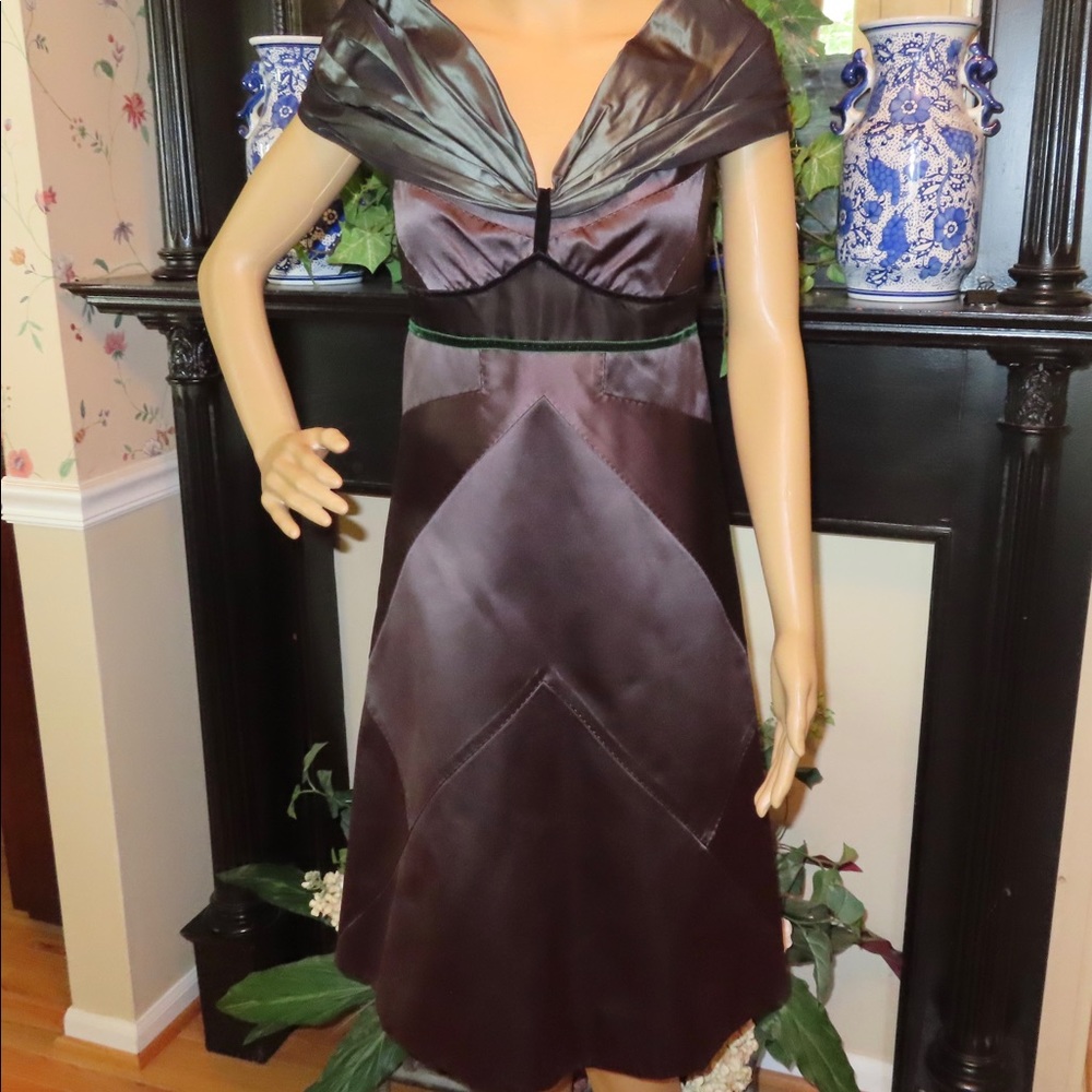 Louis Vuitton dress - Picture 2 of 10